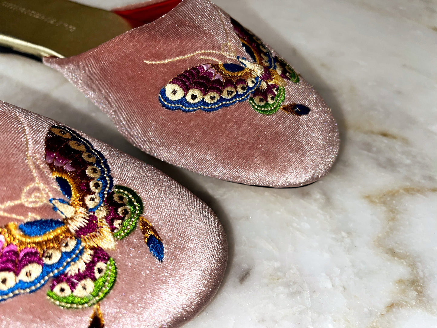Embroidered butterfly in dusty pink velvet mules slippers