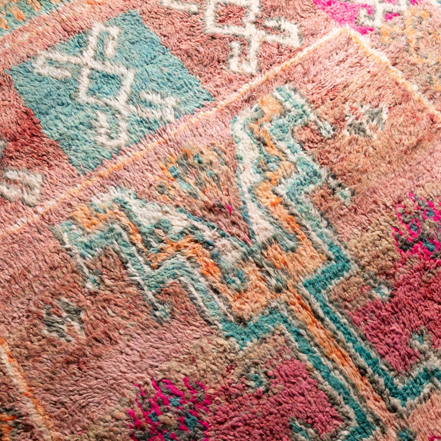 Maryama - vintage boujad rug