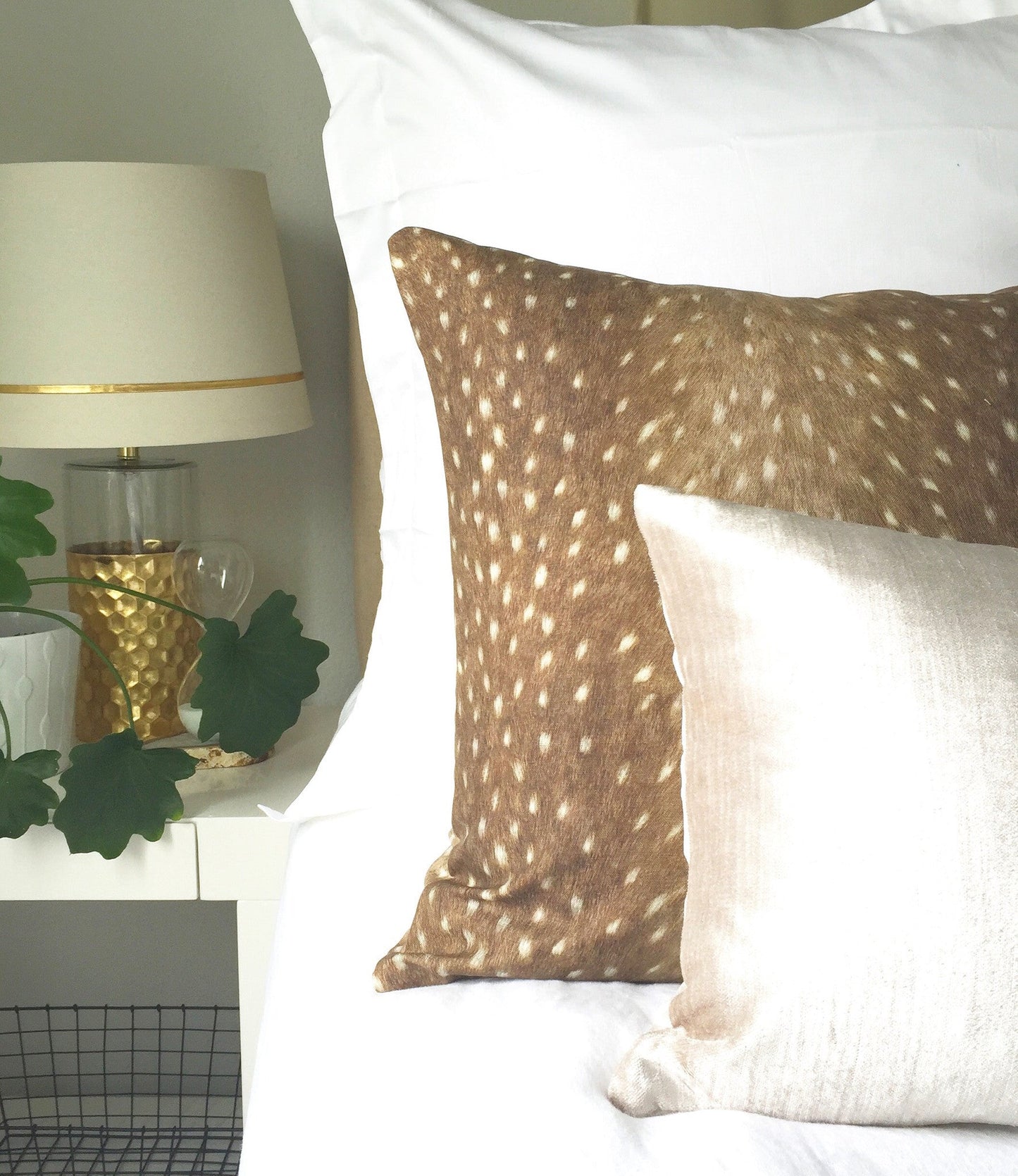 Deer Velvet Pillow Cover