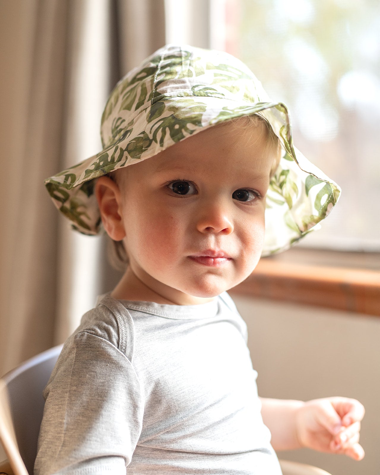 Island Leaf Sunshine Peekaboo Hat
