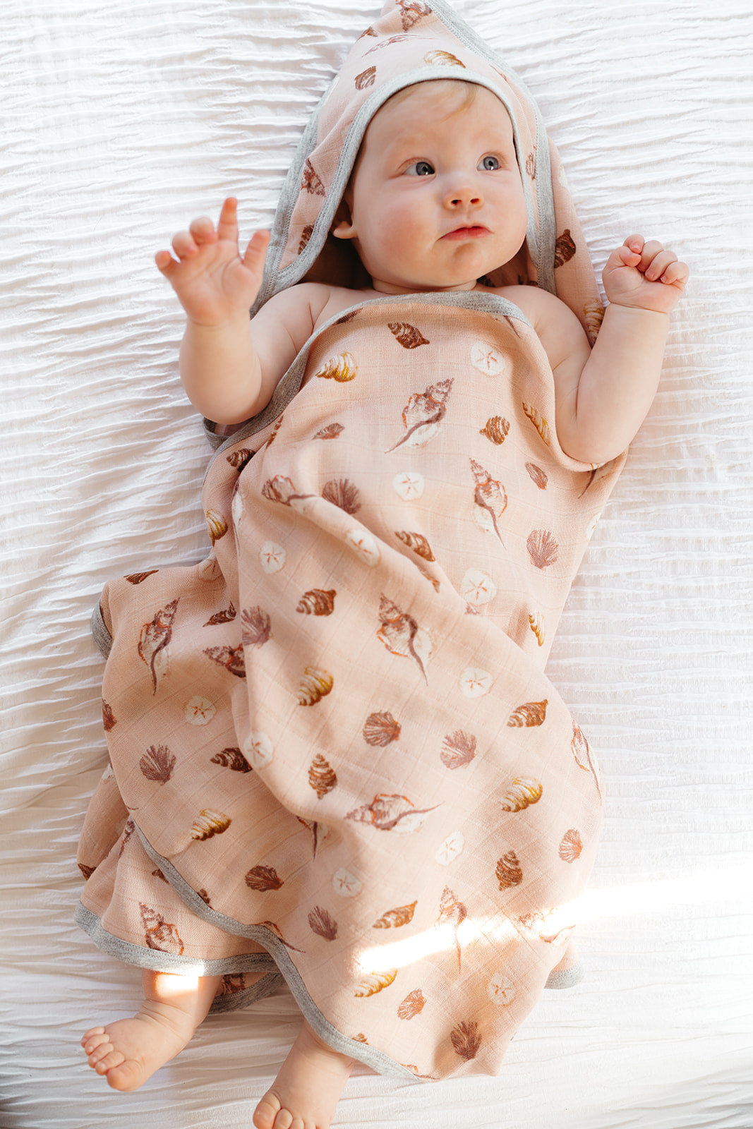 Tulip Bamboo Hooded Swaddle Blanket