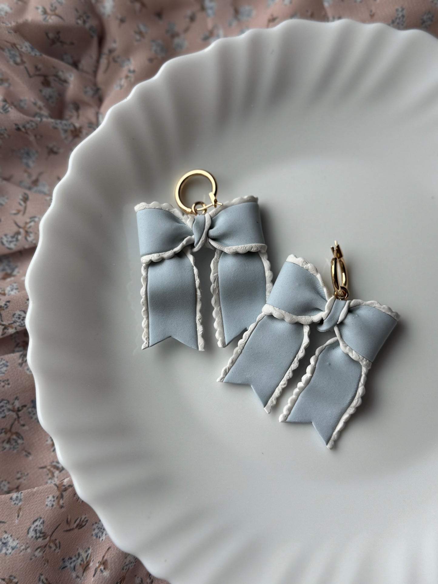 Lace Lined Bow Earrings