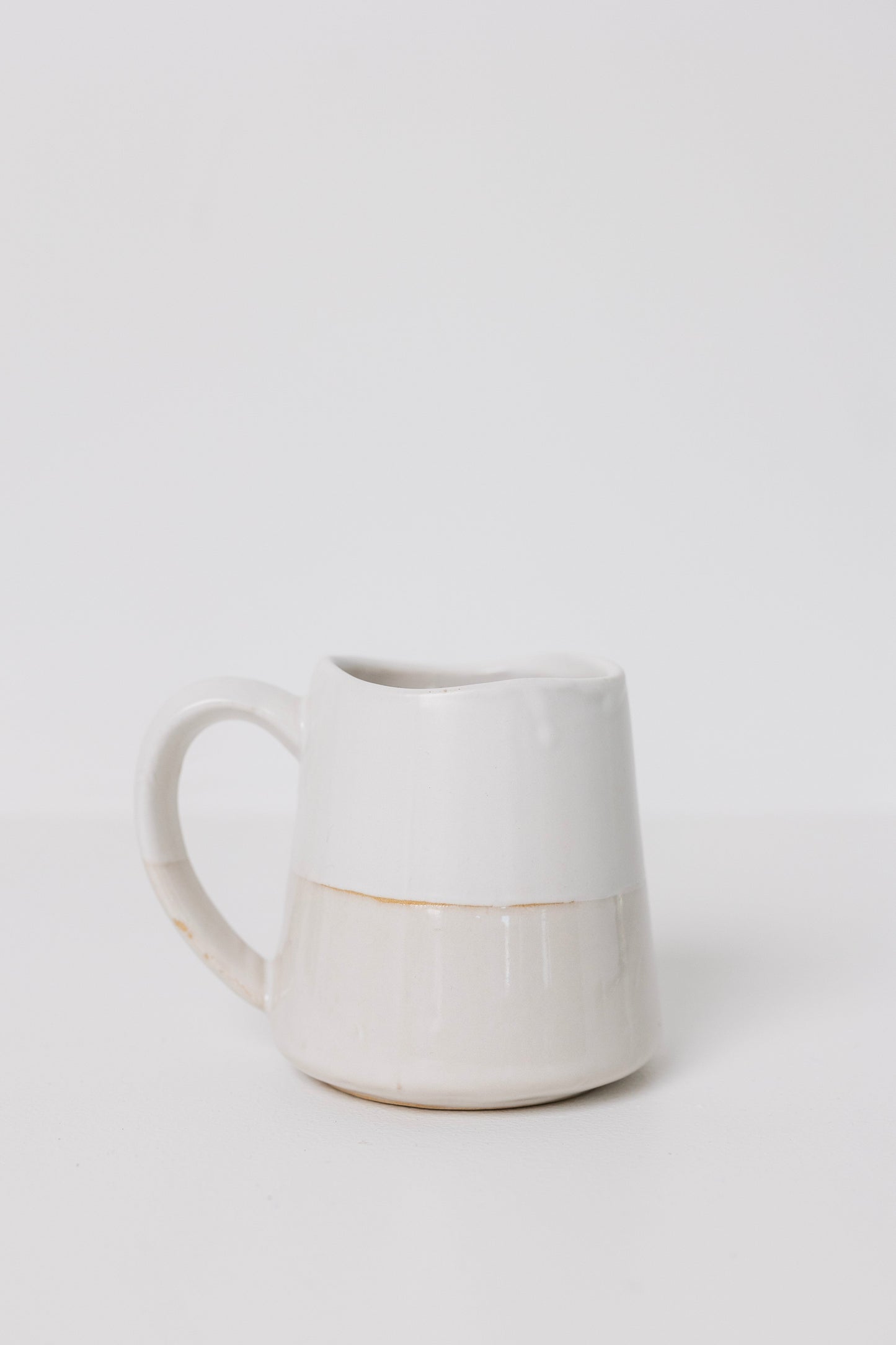 Sonnet Stoneware Coffee Mug - Matte White/ Glossy White - Set of 4