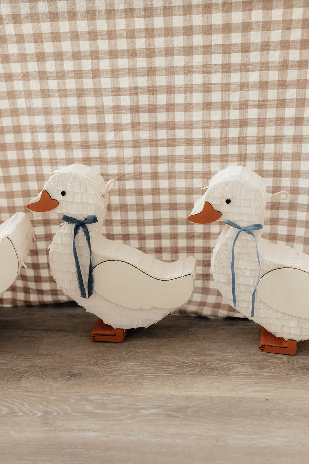Small spring time duck piñata