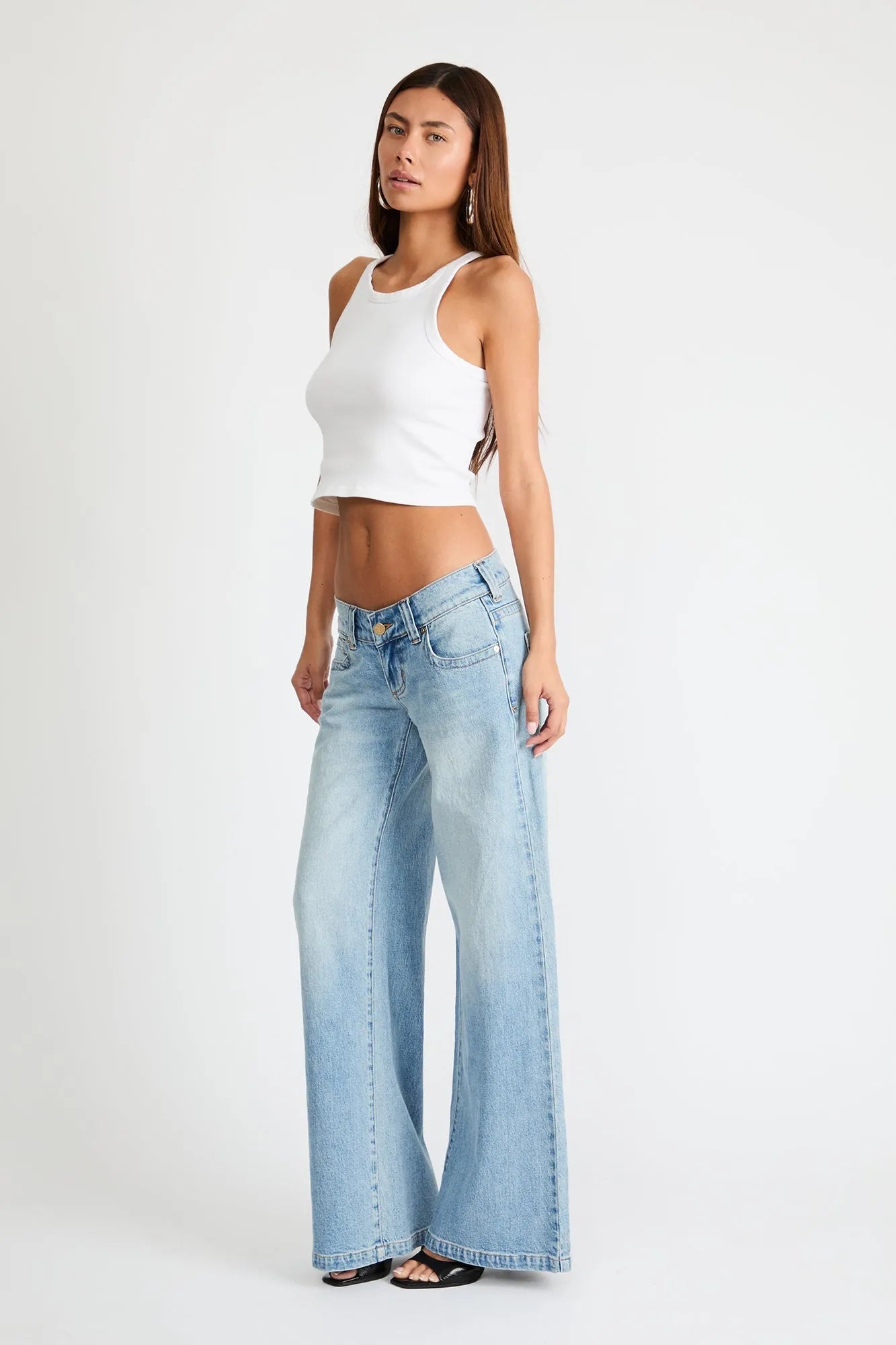00 Super Low & Wide Jody Jeans
