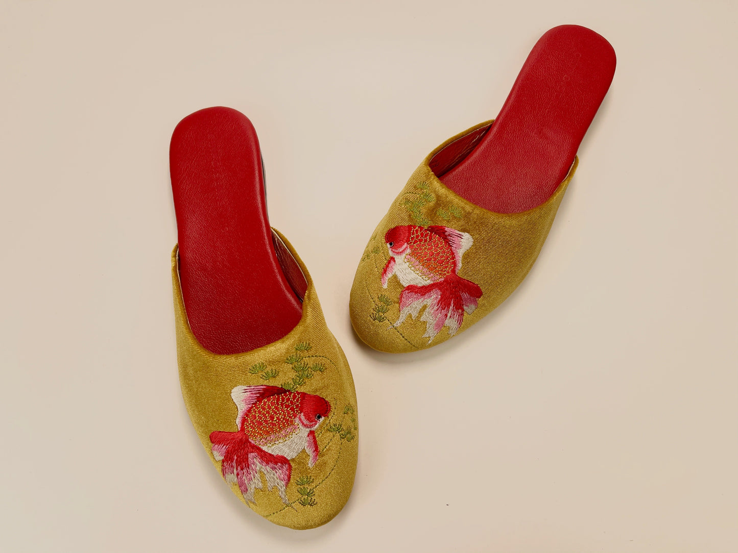 Embroidered goldfish in gold velvet mules slippers