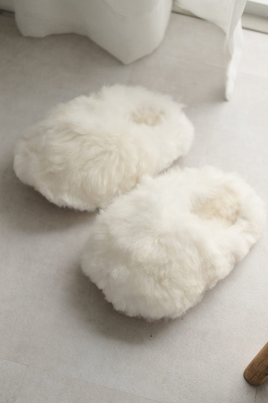 Alpuffas - Genuine Alpaca Slippers