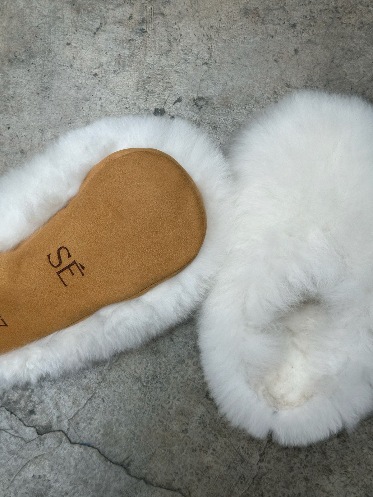 Alpuffas - Genuine Alpaca Slippers