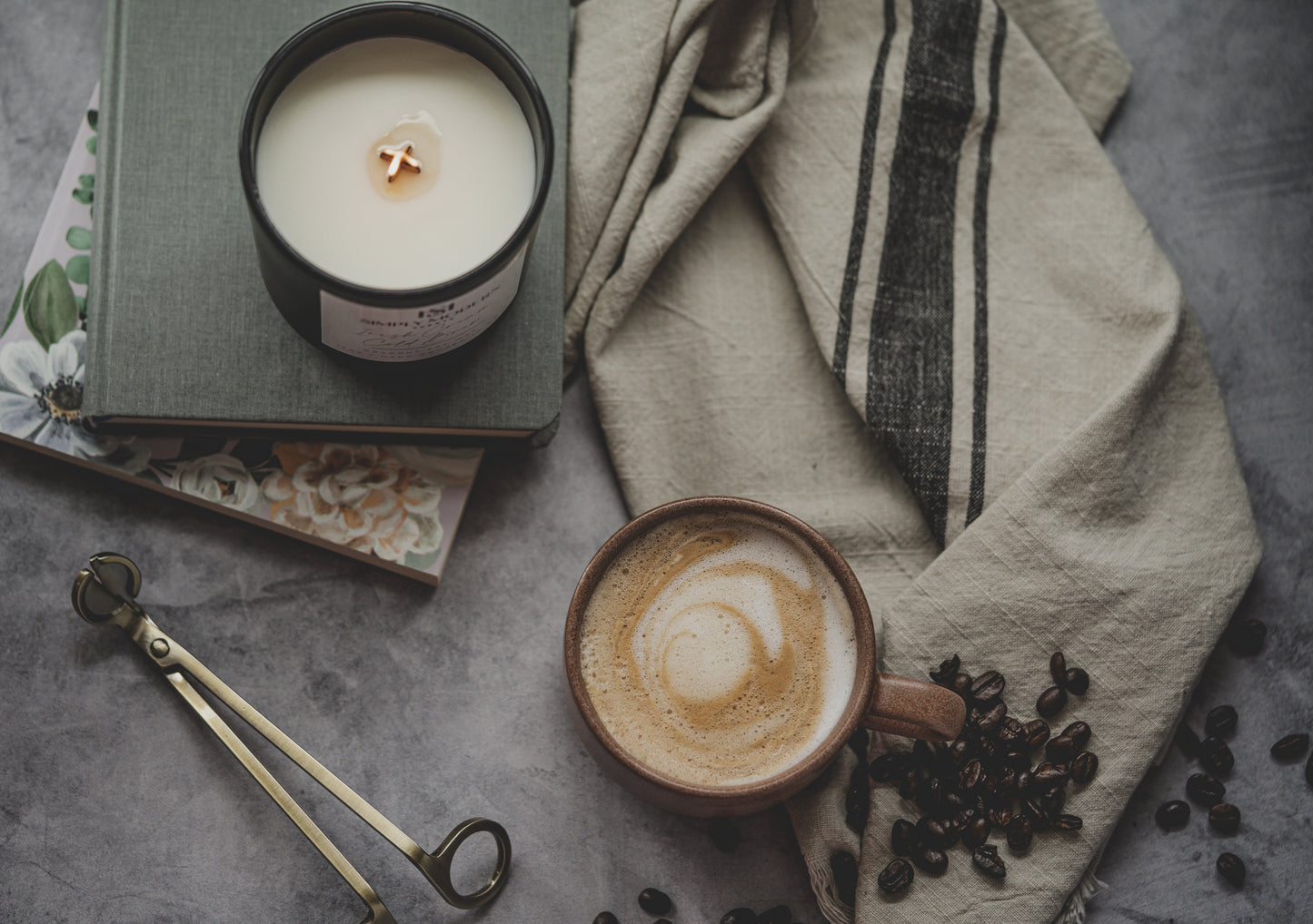 Tobacco Bay Leaf | Wood-Wick Coconut Soy Wax Candle