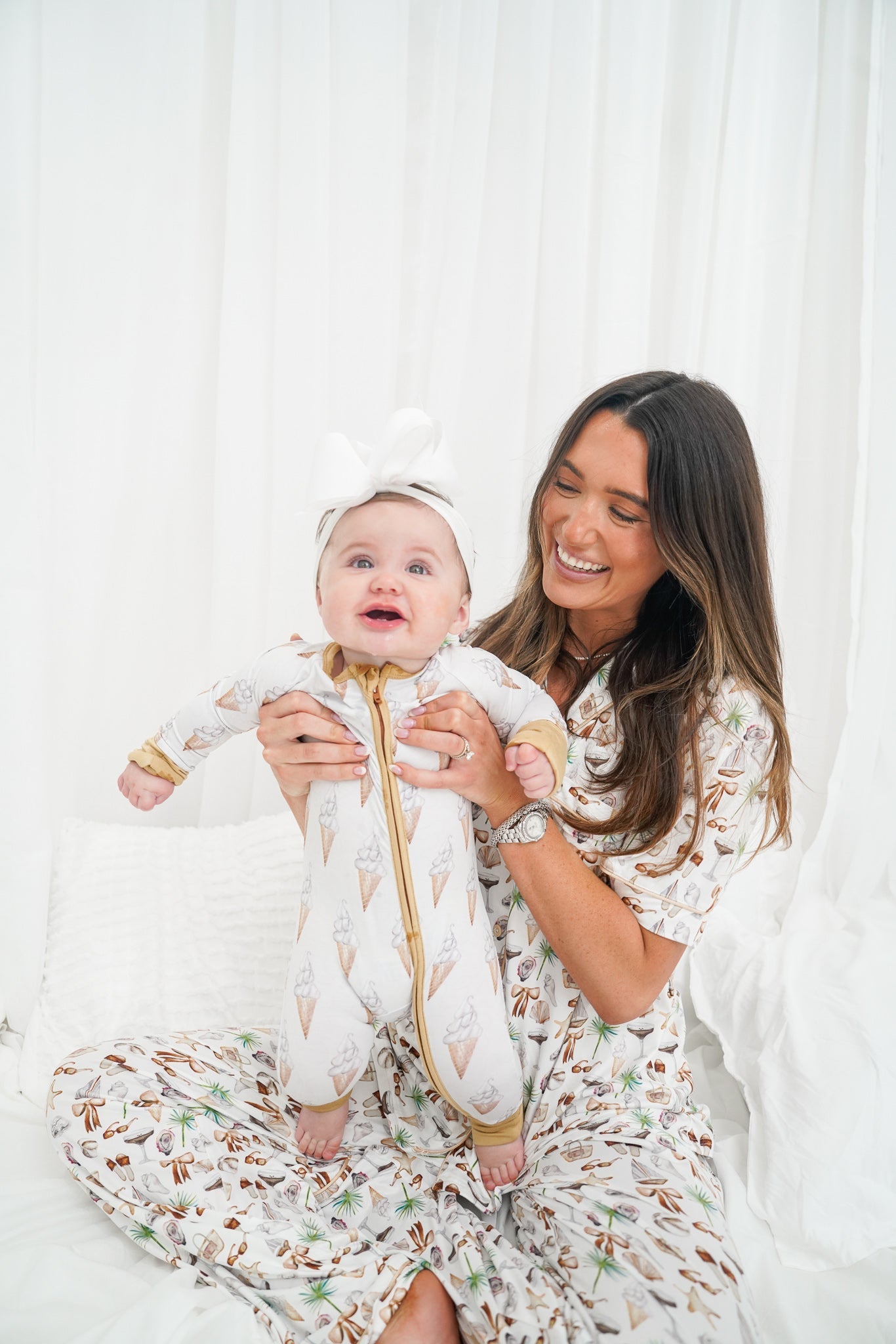 Neutral Coastal Cocktail - Short Sleeve + Pant Pajama Set