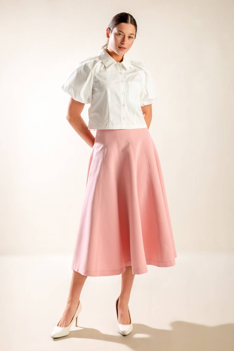 MEET YOU AT THE GARDEN WOVEN TOP