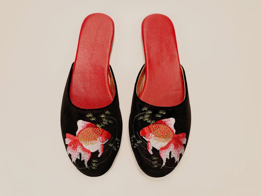 Embroidered goldfish in black velvet mules slippers