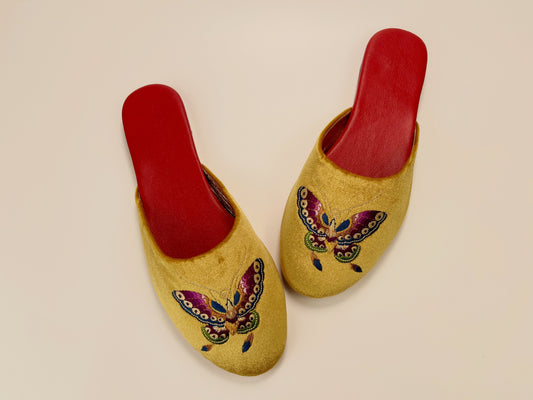 Embroidered butterfly in gold velvet mules slippers