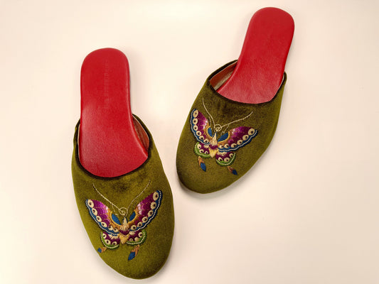 Embroidered butterfly in olive velvet mules slippers