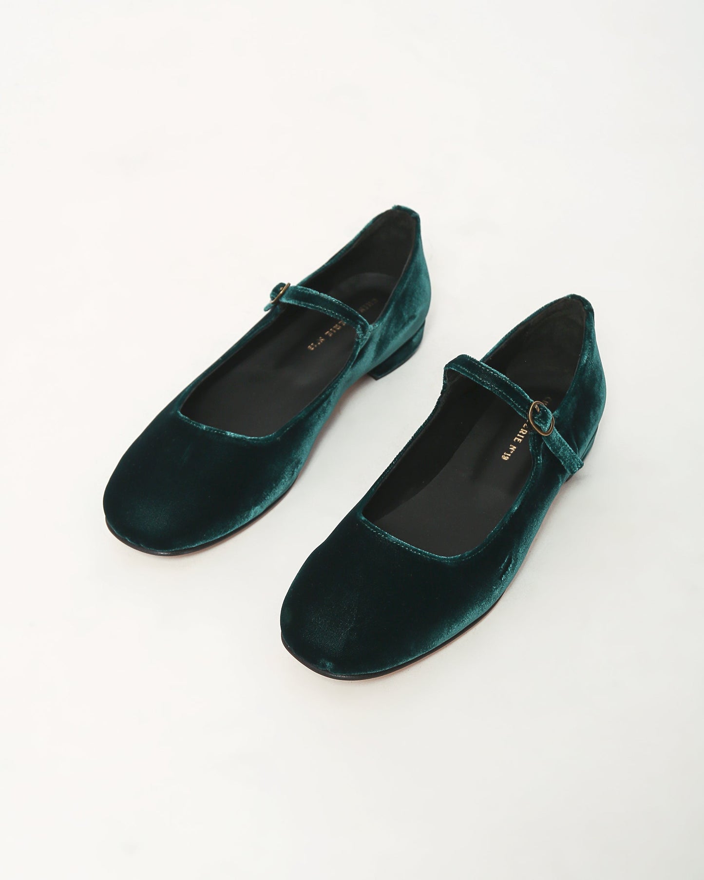 Colette Mary Jane in Verde velvet low heels