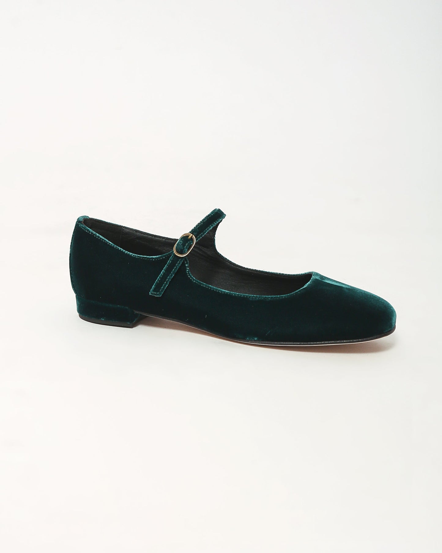 Colette Mary Jane in Verde velvet low heels