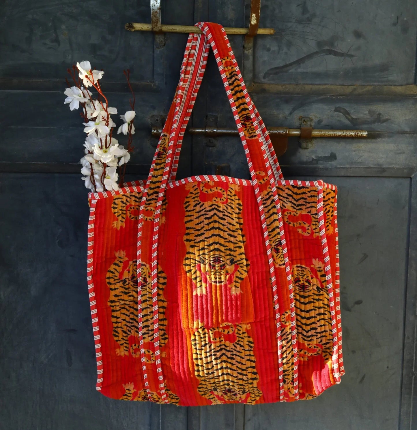 Stylish Tiger Print Velvet Cotton Tote Bag