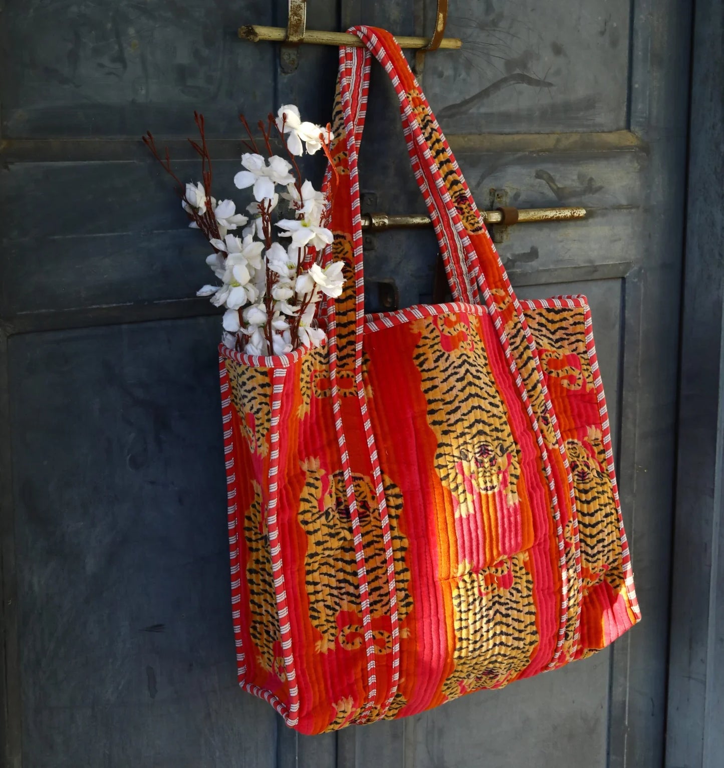 Stylish Tiger Print Velvet Cotton Tote Bag