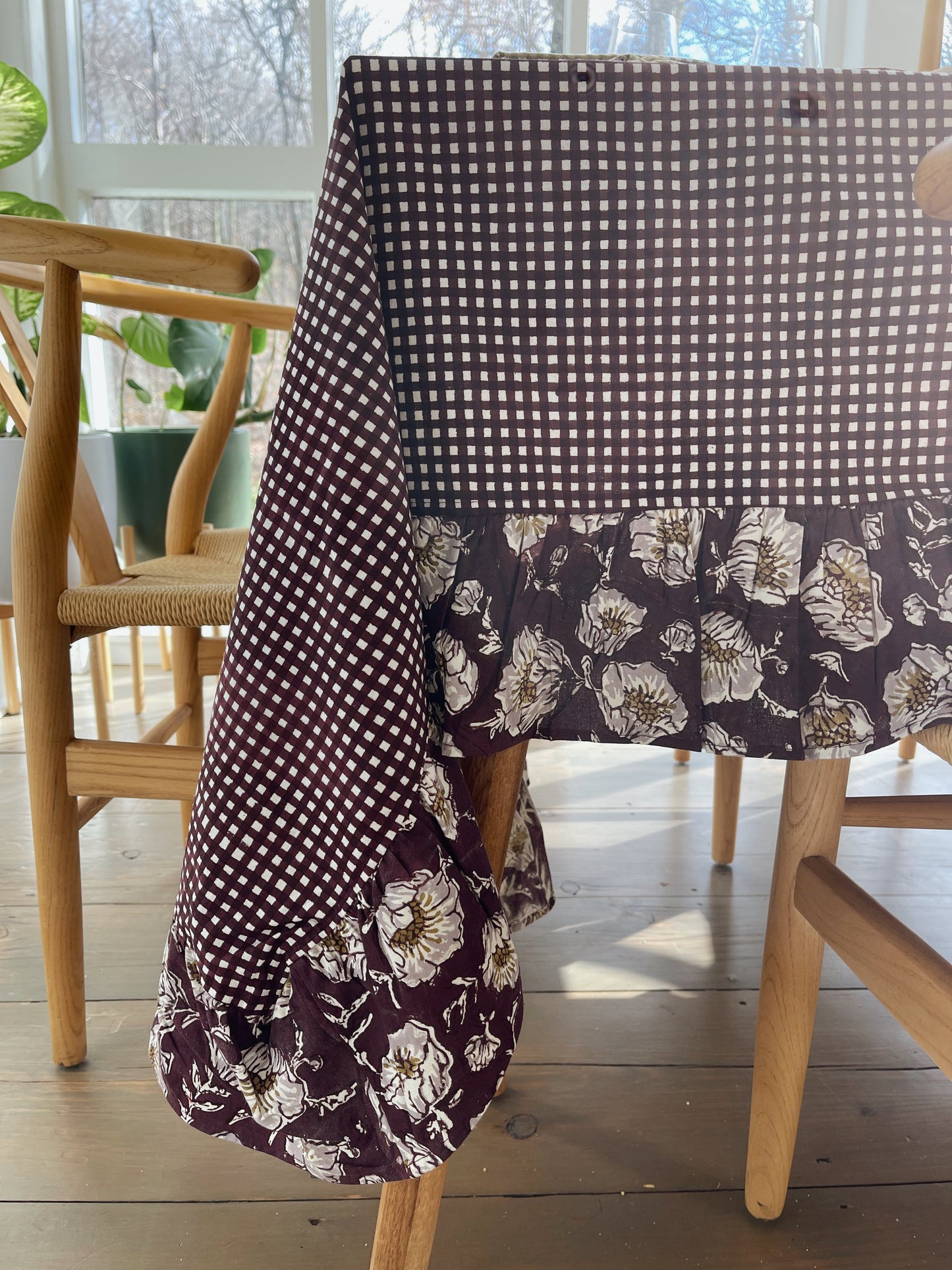 Ruffled Gingham Tablecloth