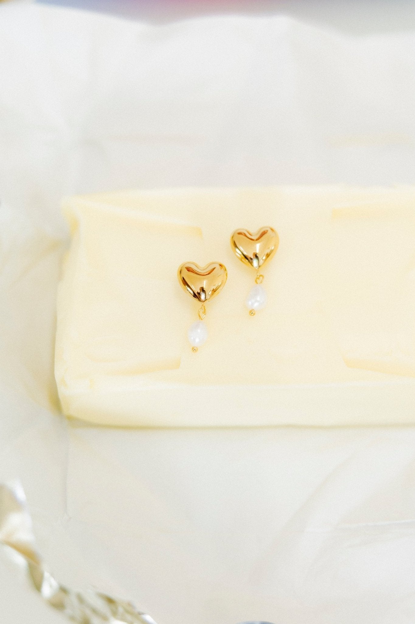 Dani Dangle Heart Earrings