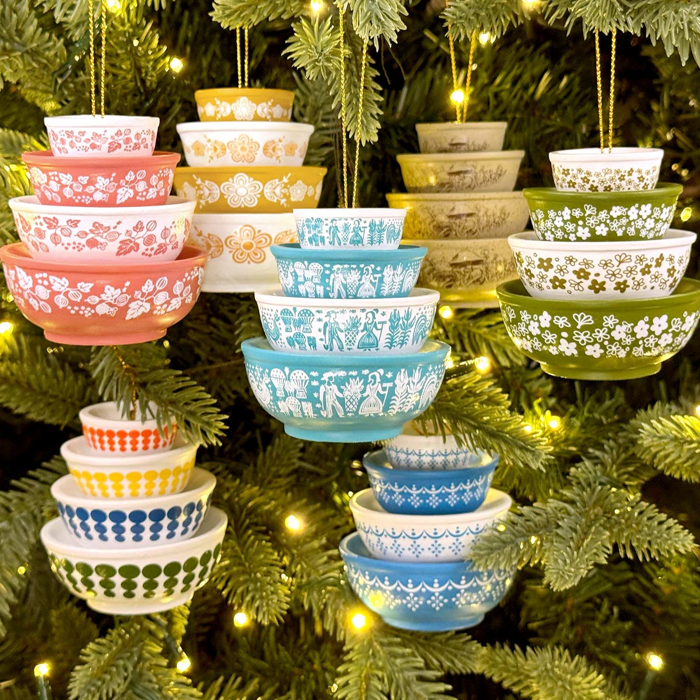Mini Pyrex-Inspired Bowl Ornament | Retro Christmas Tree Decor