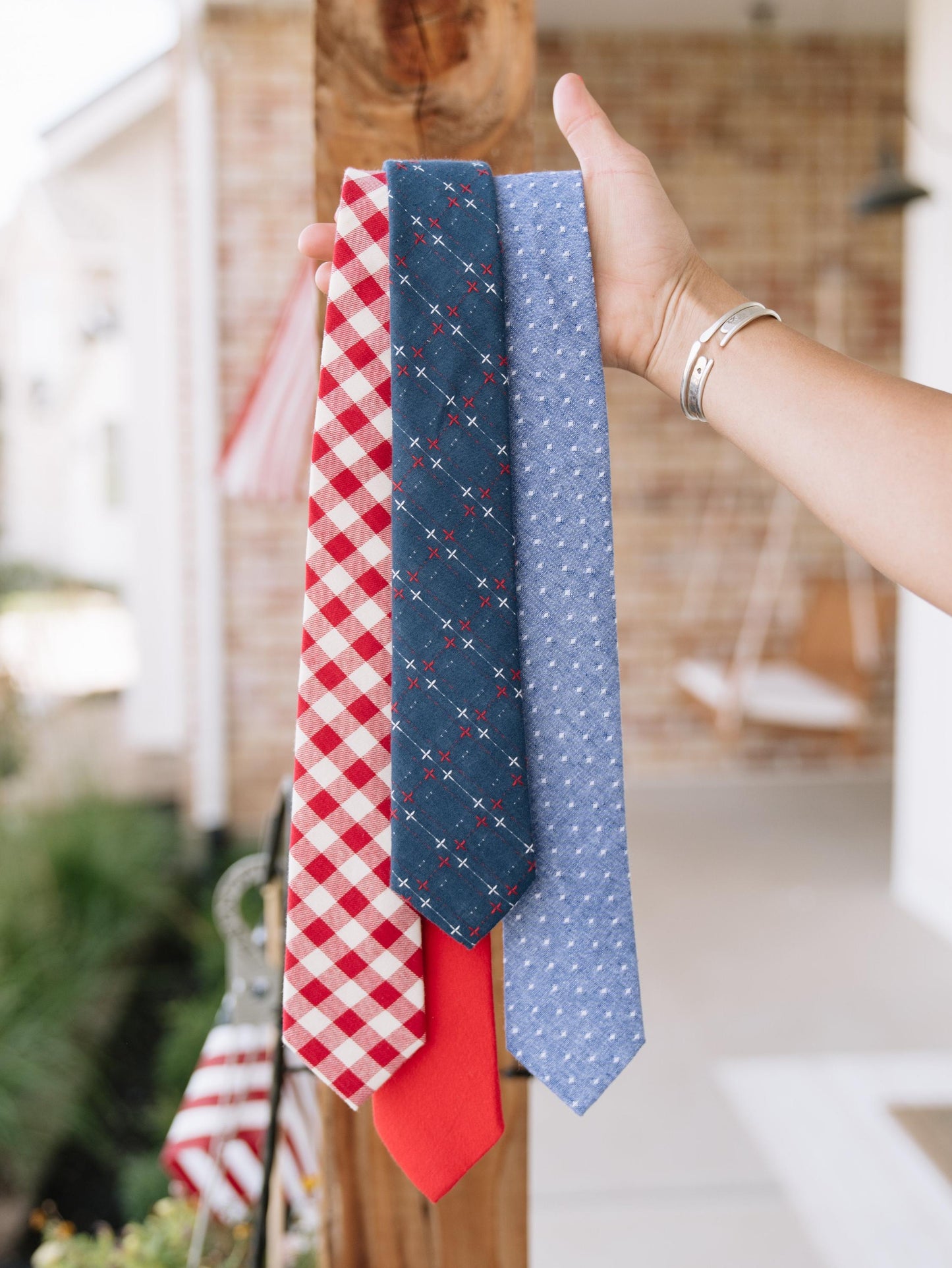 Red Ryder Men's Tie