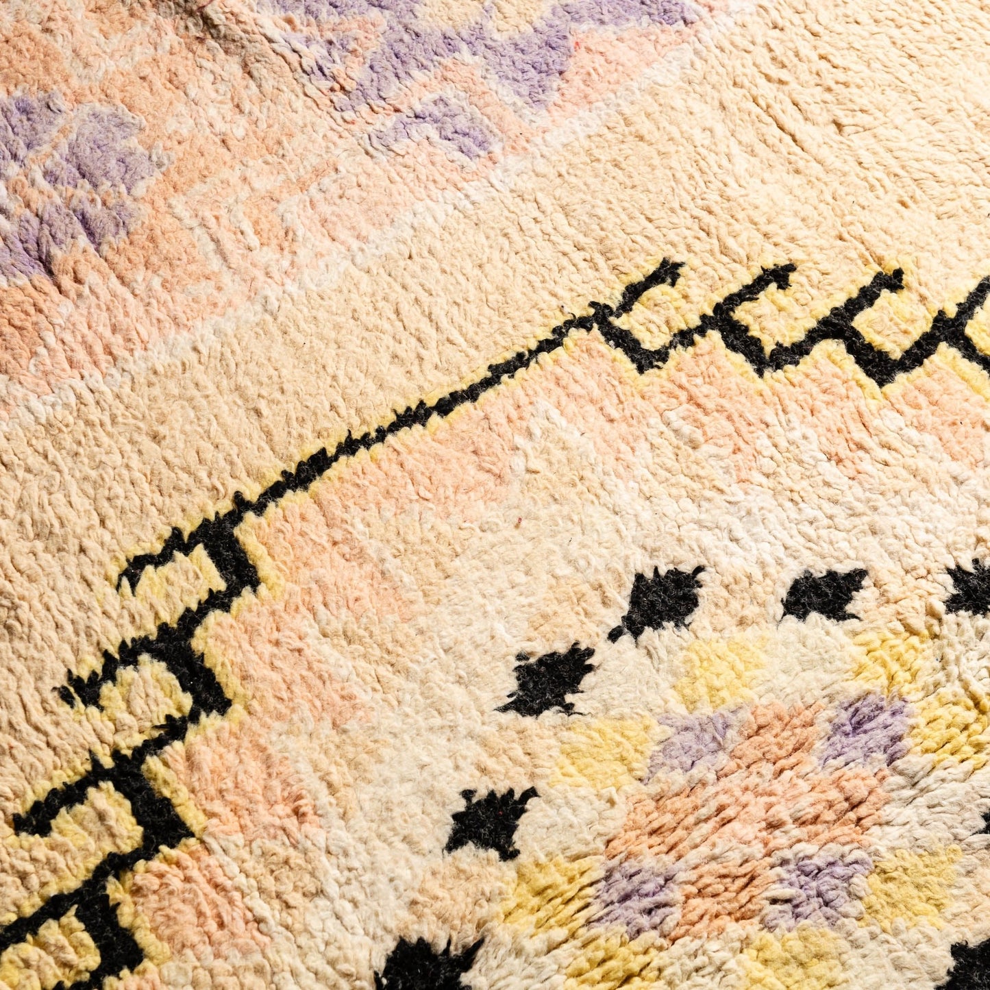 Yasar - vintage boujad rug